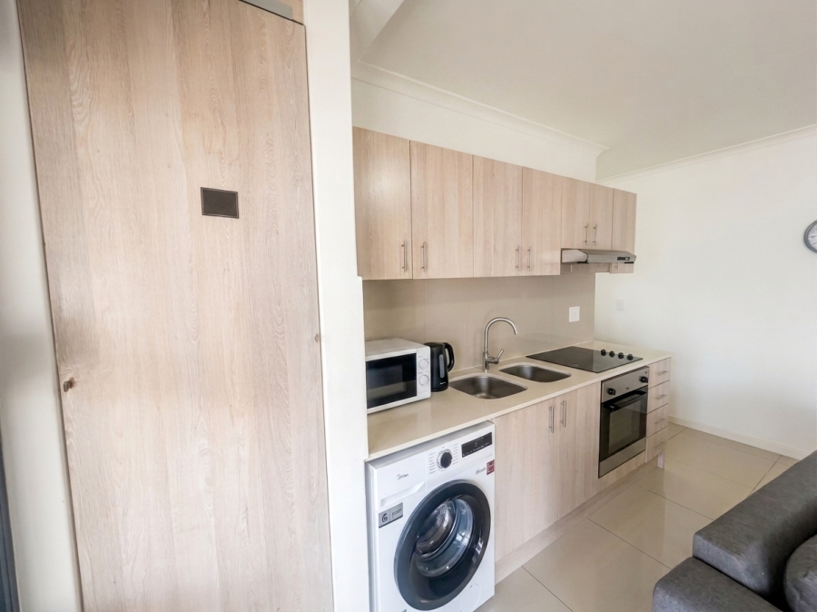 To Let 1 Bedroom Property for Rent in Big Bay Western Cape